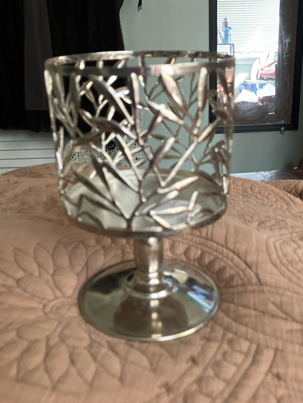 NWT Bath and Body Works Vine Leaf Pedestal Candle Holder